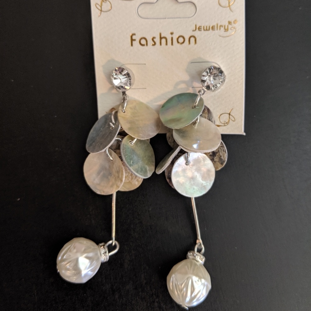 Pearl Drop Earrings - Picture 4 of 4